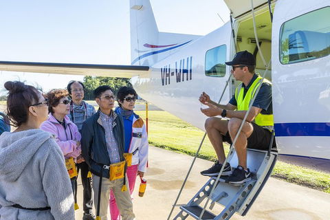 Scenic Flight - Great Barrier Reef, Heart Reef, Whitehaven Beach & Hill Inlet! - Accommodation Port Macquarie 1