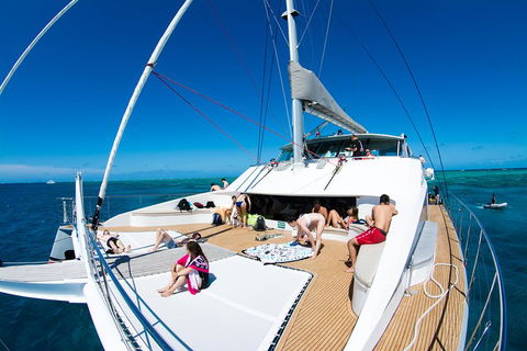 Passions Of Paradise Great Barrier Reef Snorkel And Dive Cruise From Cairns By Luxury Catamaran - Accommodation Port Macquarie 3